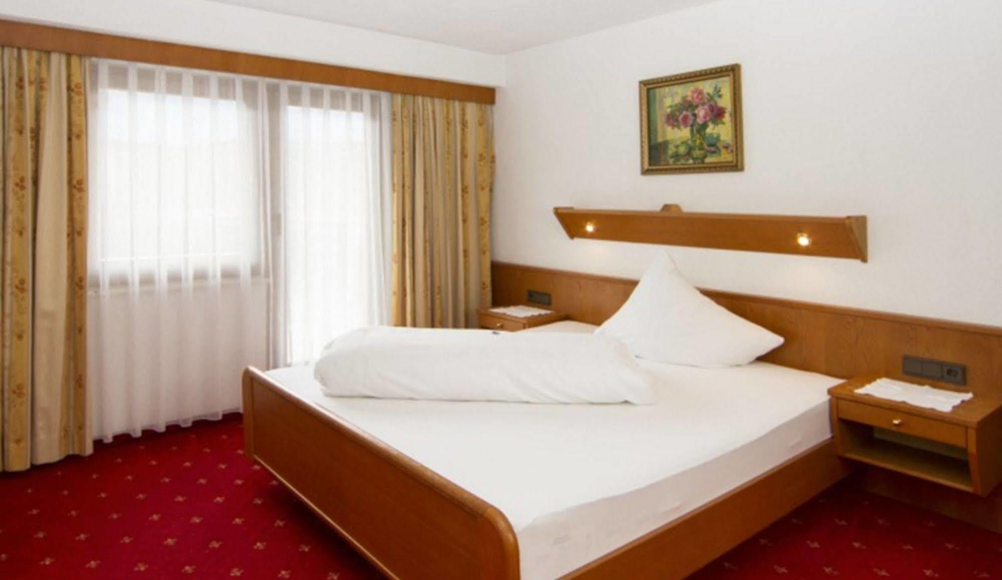 Hotel Neuwirt Миминг Екстериор снимка